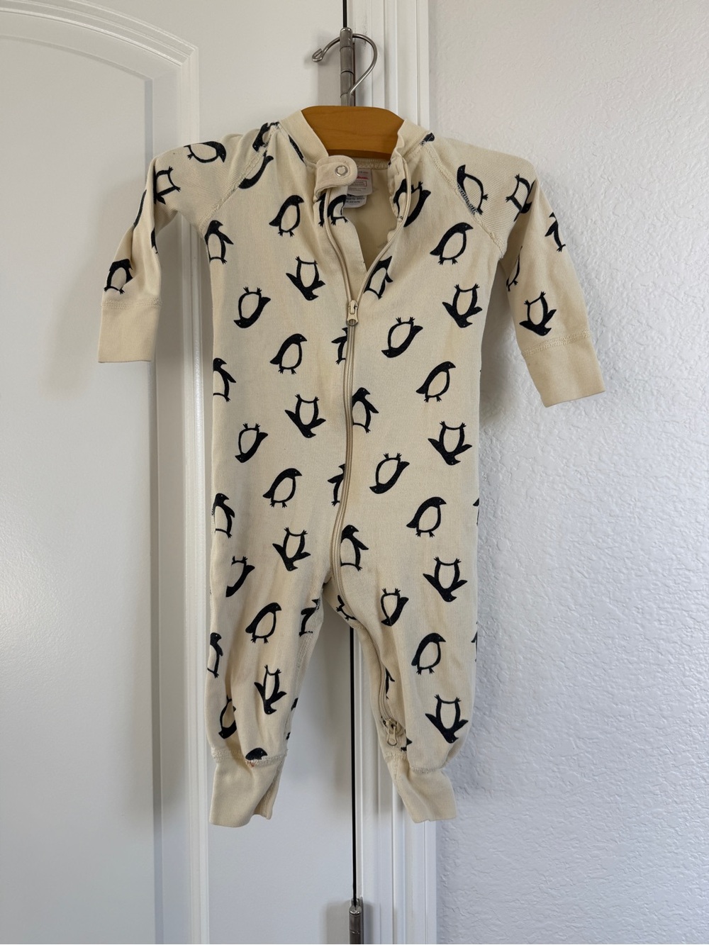 Hanna Andersson 12-18 month penguin